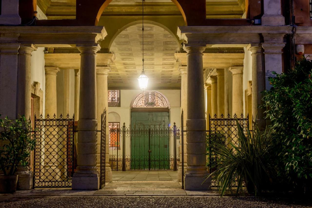 Il Cappello Di Giulietta Hotel Verona Exterior photo